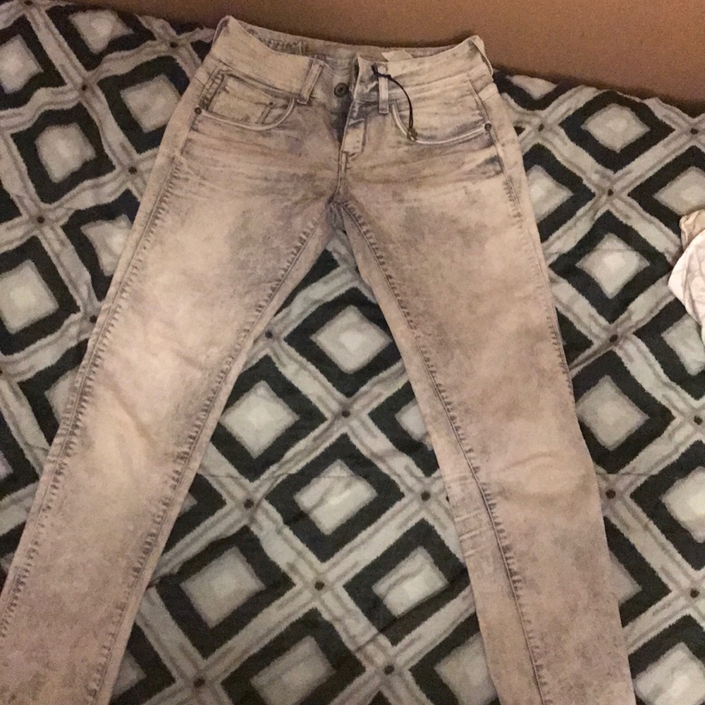 Light gray jeans